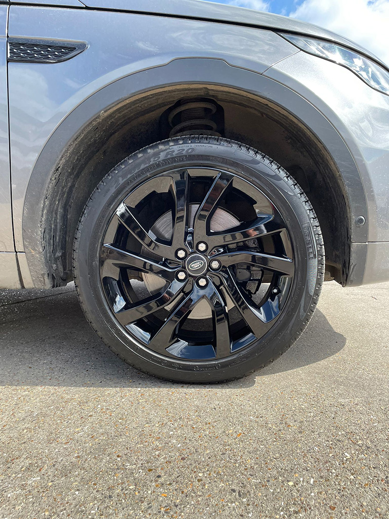 Refurbished Land Rover alloys